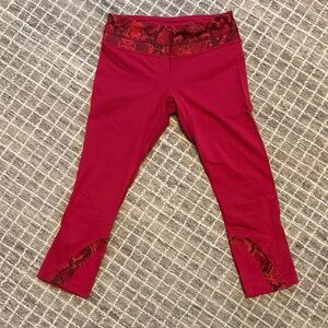 Lululemon Inspire Crop